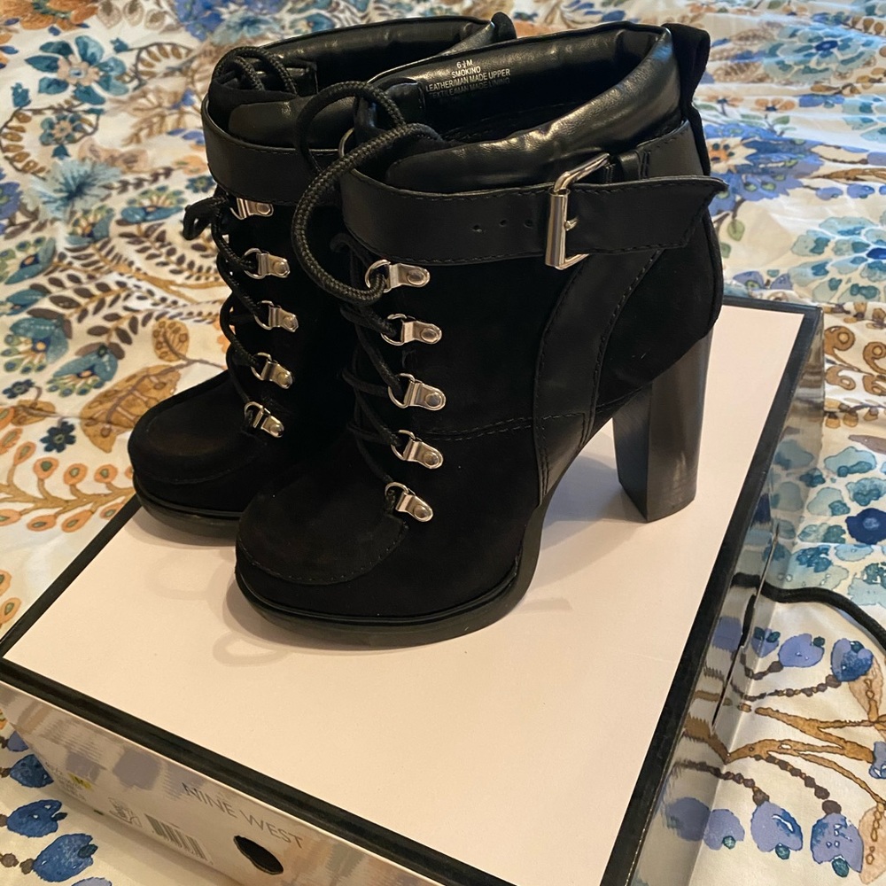 Shoes - Picture 3 of 3